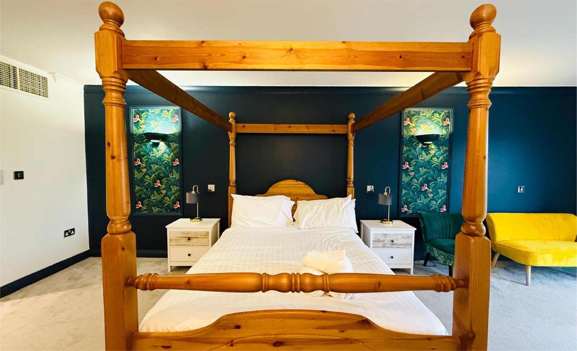 Hustyns Hotel Saint Wenn Extérieur photo
