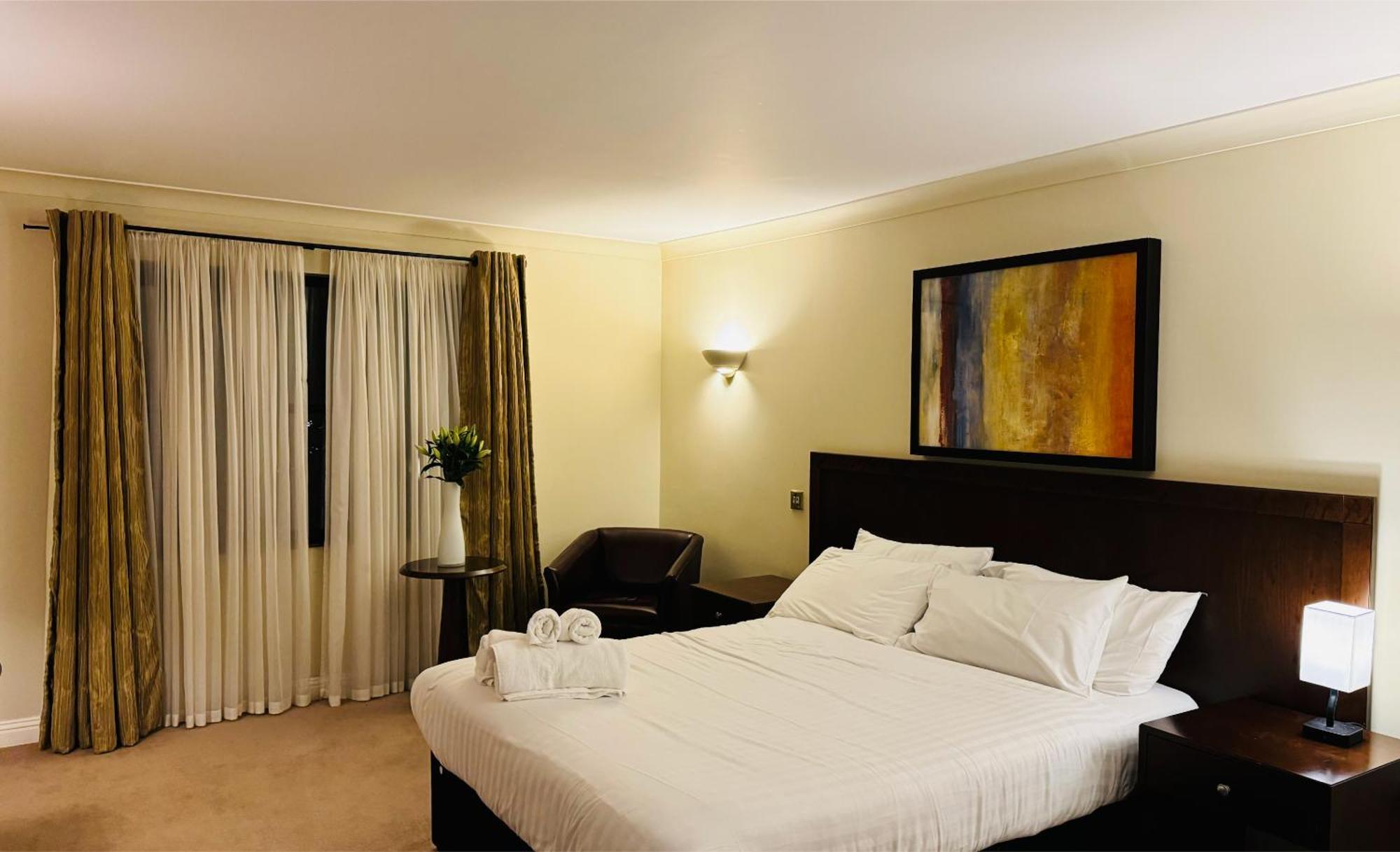 Hustyns Hotel Saint Wenn Extérieur photo