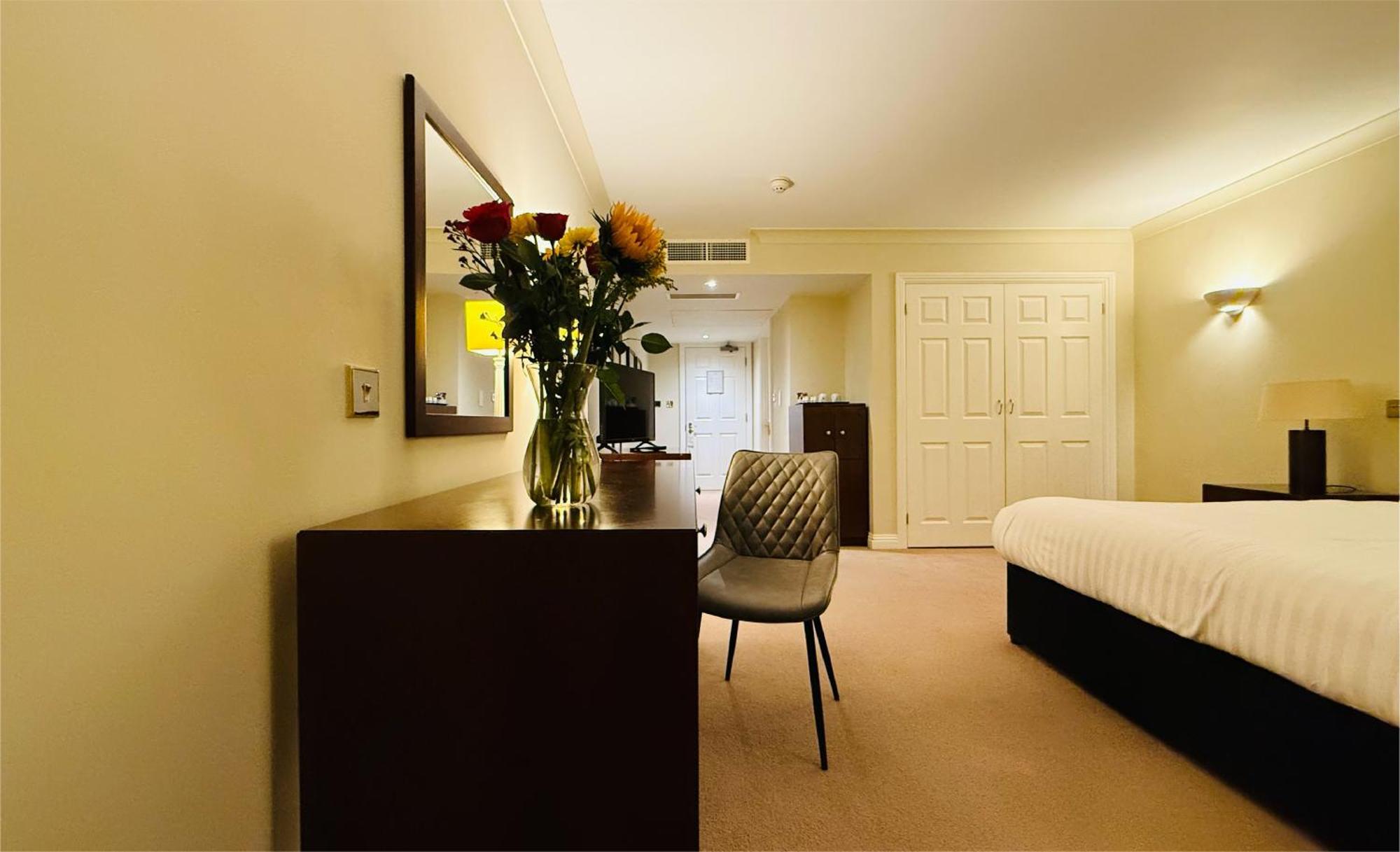 Hustyns Hotel Saint Wenn Extérieur photo