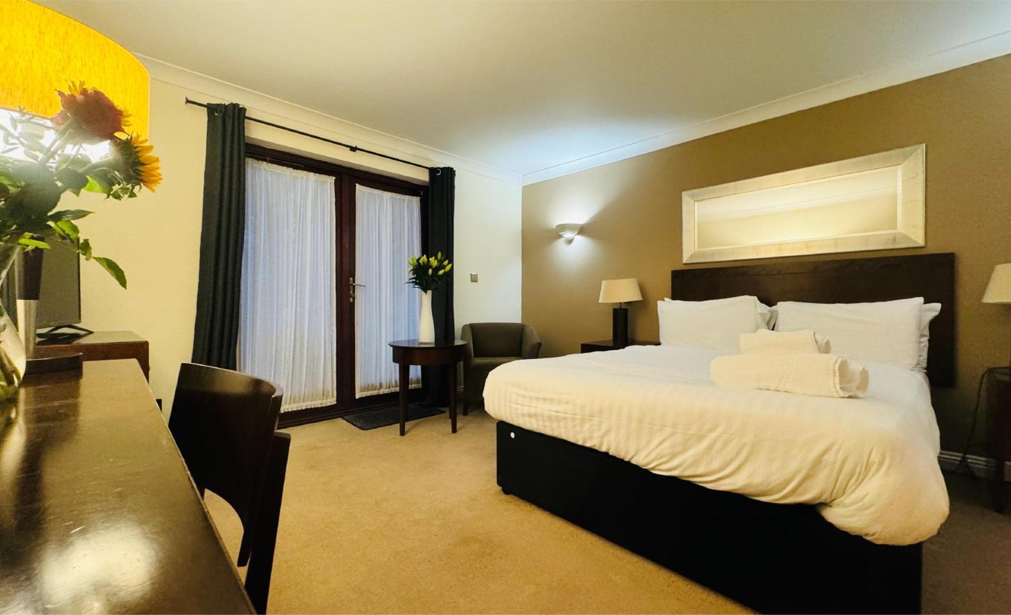 Hustyns Hotel Saint Wenn Extérieur photo