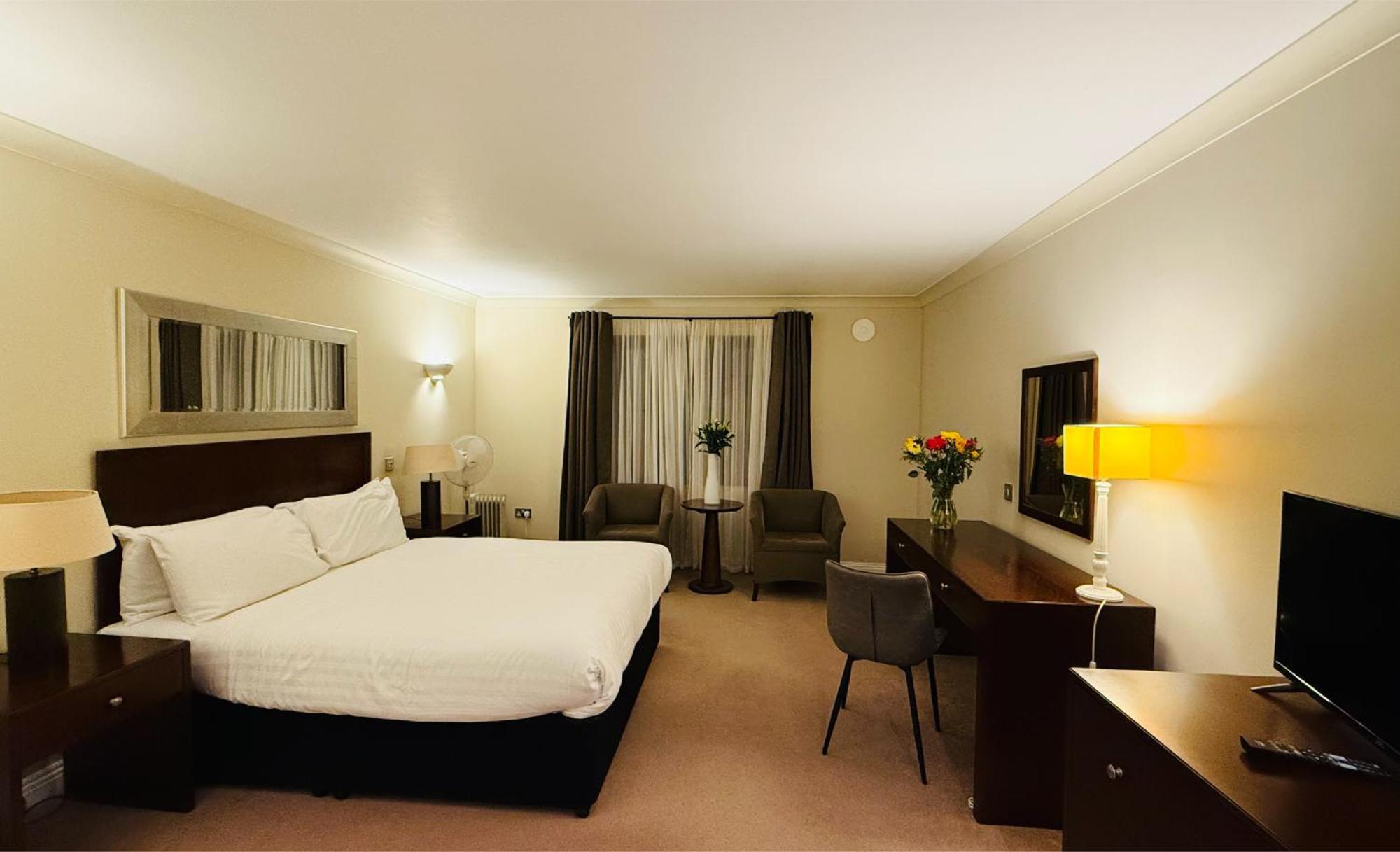 Hustyns Hotel Saint Wenn Extérieur photo