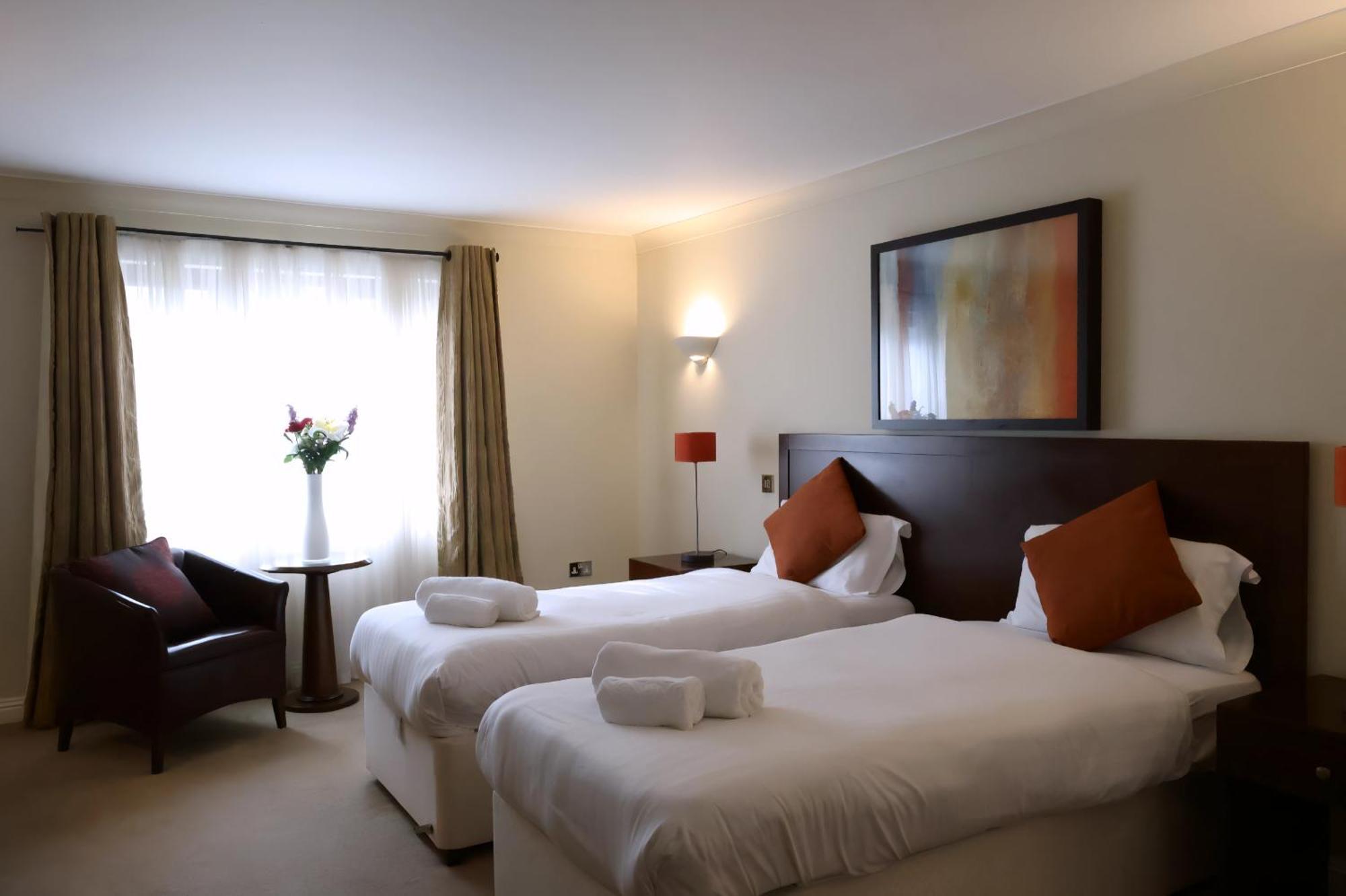 Hustyns Hotel Saint Wenn Extérieur photo